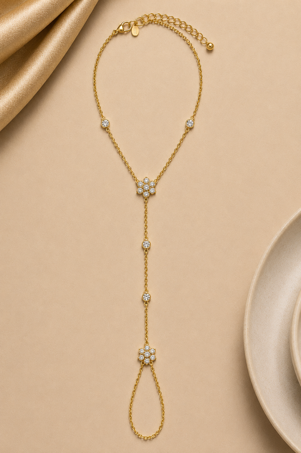 Daisy Sparkle Hand Chain Bracelet