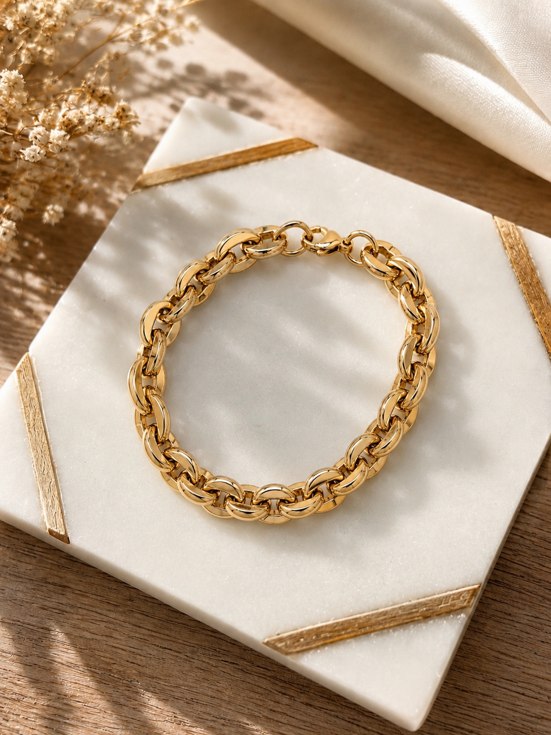 Bracelet