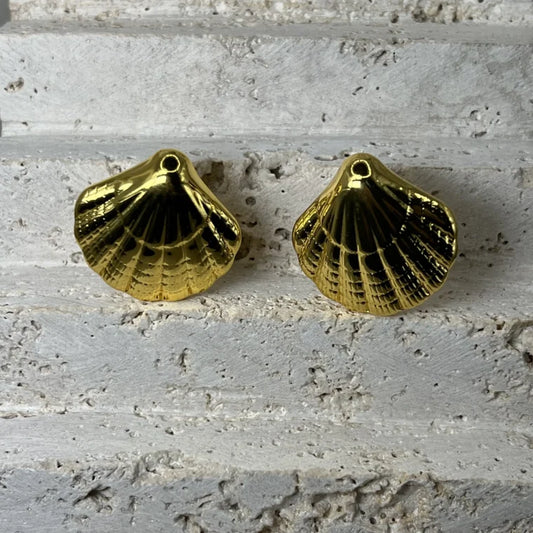 Concha Earrings