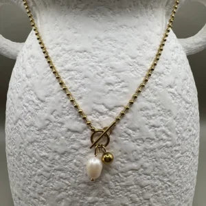 Estee Necklace