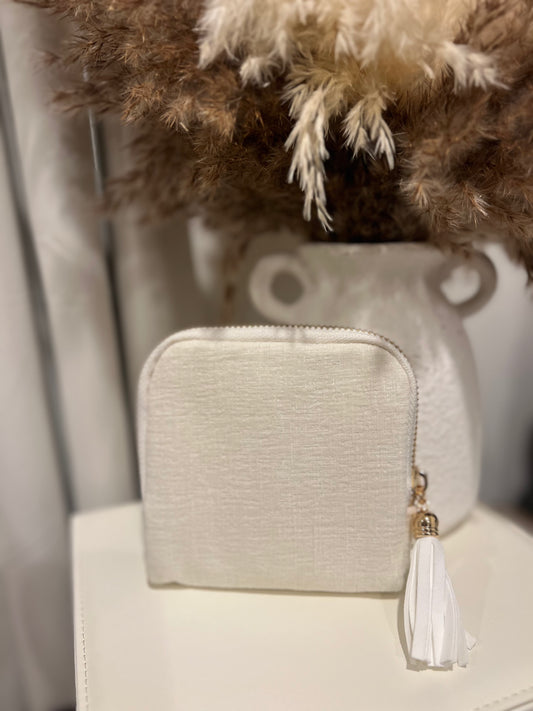 Elegant Cream Woven Jewelry Pouch